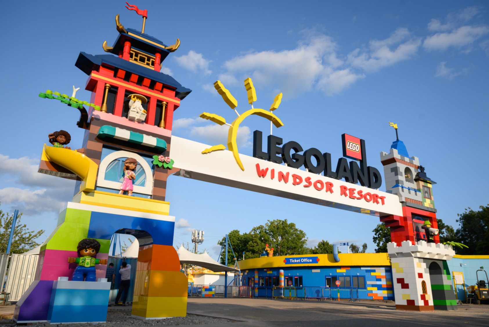 Read more about the article Taxi to LegoLand Windsor